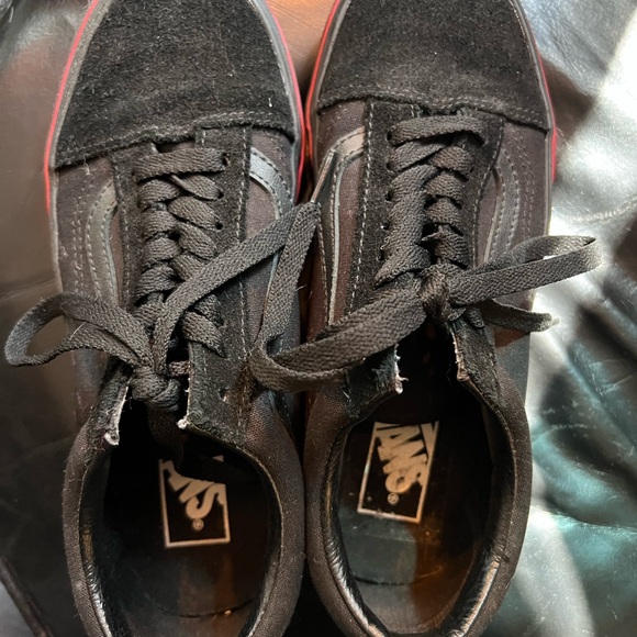 Vans Black and Red Flame Sneakers - Picture 4 of 6